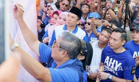 Roy Suryo: Demokrat Prioritaskan AHY Dibanding TGB