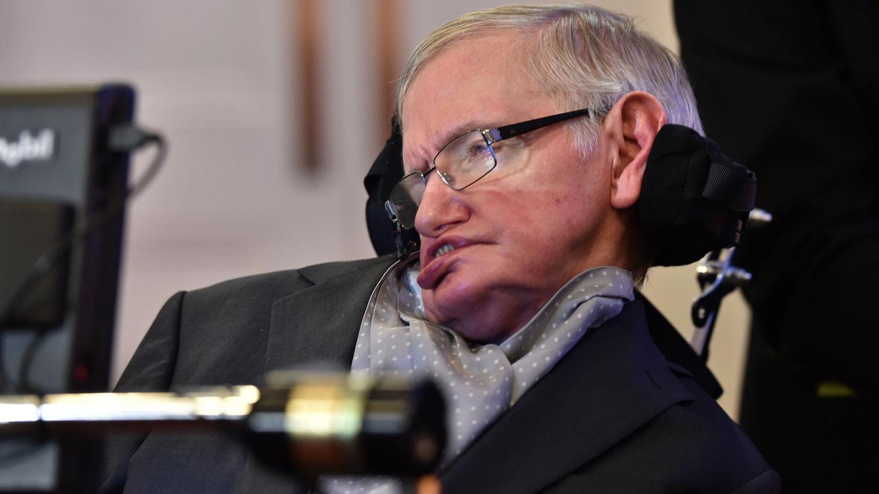 5 Petuah Kontroversial Stephen Hawking untuk Manusia