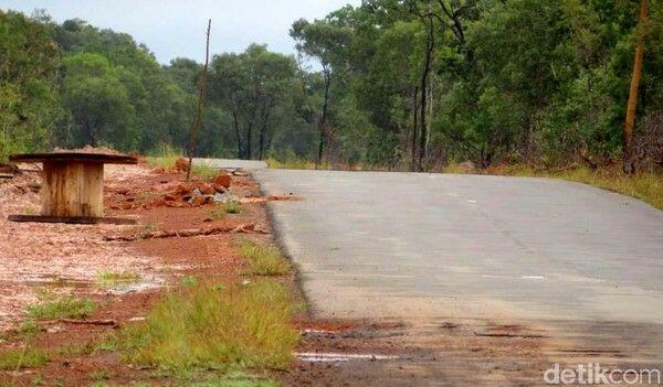 Penampakan Jalan Trans Papua yang Bikin Menteri PUPR Geram
