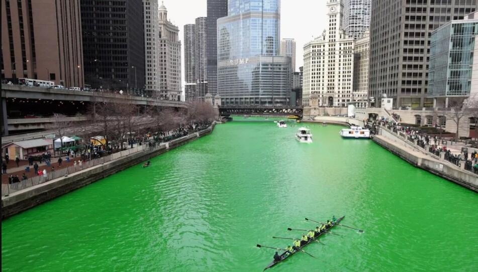 Sungai Chicago Berubah Jadi Hijau, Kok Bisa?