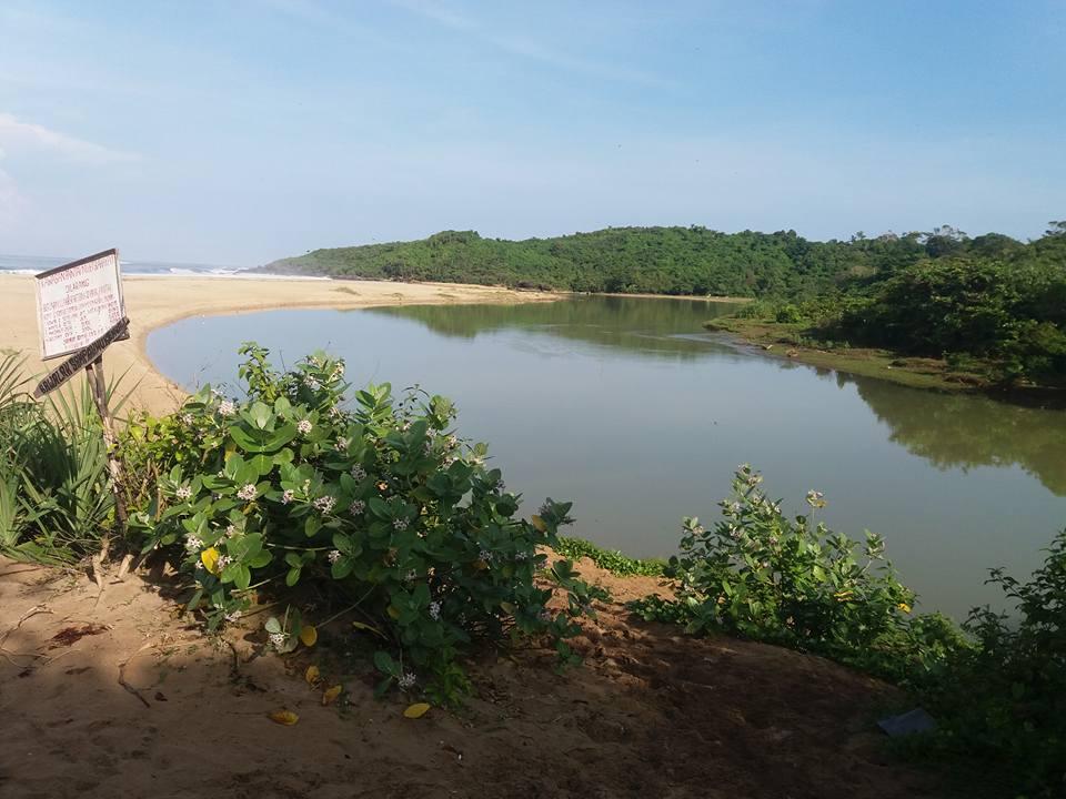 Sudahkah GanSis ke Pantai di Ujung Genteng?