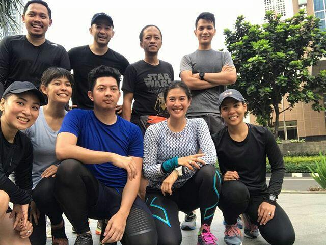 Gaya Hidup Sehatnya Jadi Contoh, Video Dian Sastro Pegang Rokok Sambil Joget Heboh