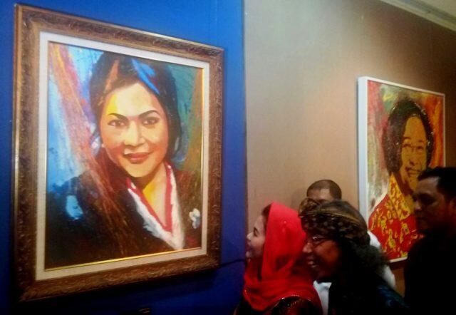 Di Surabaya Dan Jakarta Pamerkan Lukisan Megawati dan Puti