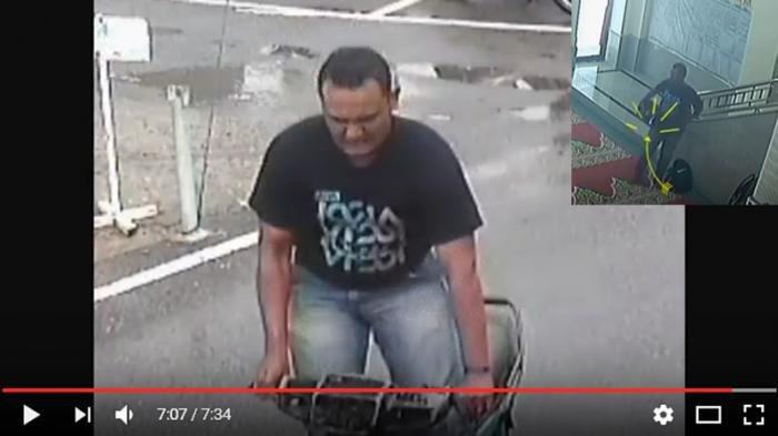 Pencuri Ponsel Milik Kajari Pidie Terekam CCTV