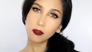 Lakukan Tips Ini Agar Bibir Tak Pecah-pecah Saat Pakai Lipstik Matte