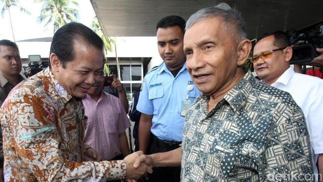 Luhut Ancam Bongkar Dosanya, Amien Rais Senyum-senyum