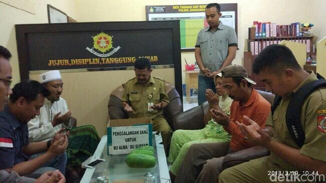 Kasihan Nenek ini, Dia Dilaporkan ke Polisi karena Curi 3 Pepaya