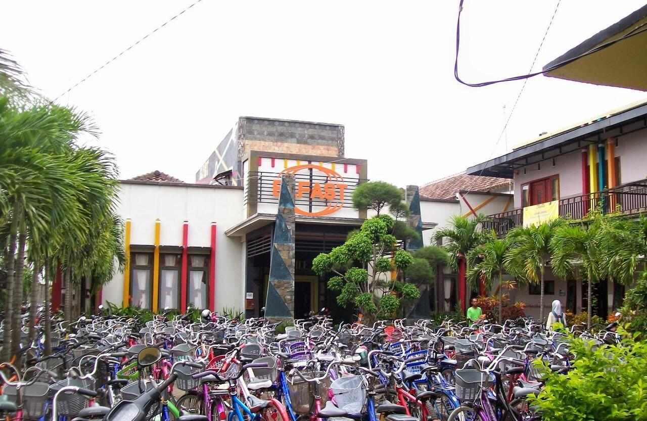 PENGALAMAN LES BAHASA INGGRIS DI PARE, KEDIRI part 5 (ujian ahir kelulusan)