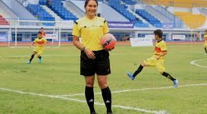 Wasit Sepakbola Cantik Asal Indonesia