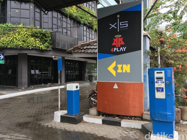 Pemprov DKI: Tamat Riwayatmu Alexis!