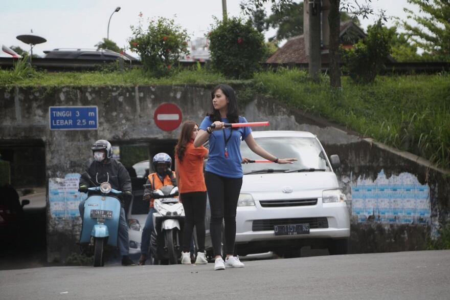 Wajib Masuk! Beningnya “Ceu Ogah” Di Tengah Kemacetan Kota Bandung