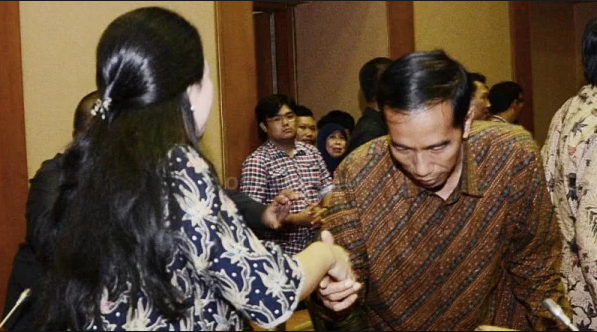 Kasus E-KTP, Jokowi Persilakan KPK Proses Puan dan Pramono