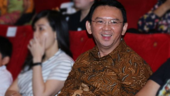 Ketika Amel Alvi Jadi Penggoda Ahok