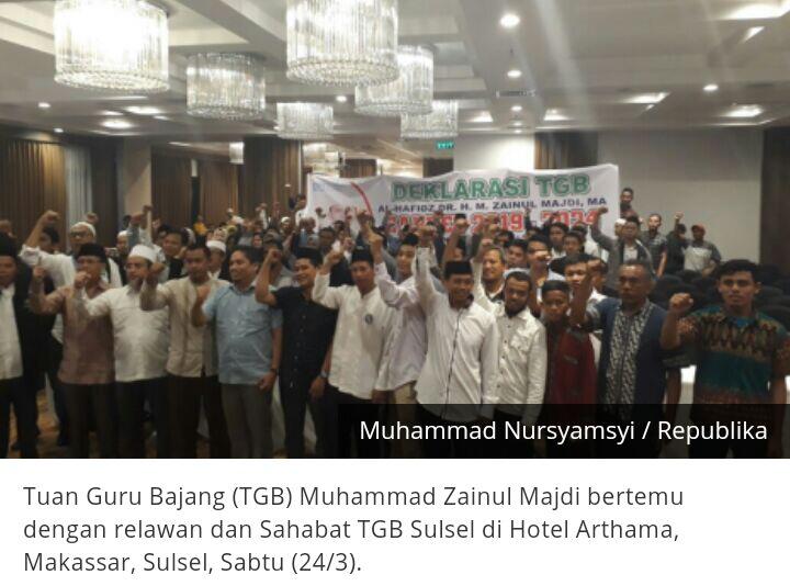 Bertemu Relawan di Makassar, TGB Mengaku Terharu