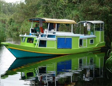 Menelusuri Sungai Sekonyer Dengan Klotok