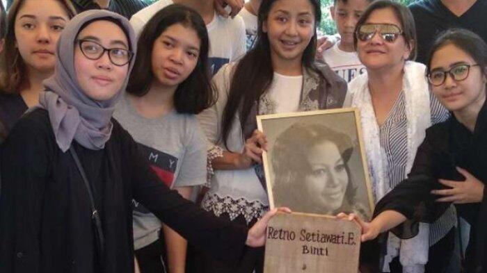 Ibunda Amara Lingua Meninggal Dunia karena Menderita Suatu Penyakit