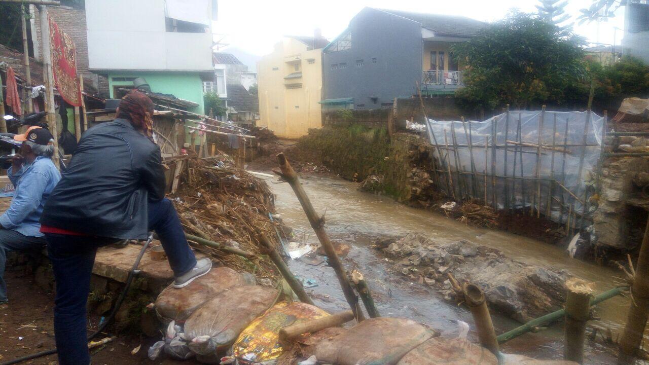 Banjir Bandang; Gubernur, Wagub, Bupati dan Walikota Harus Tanggung jawab