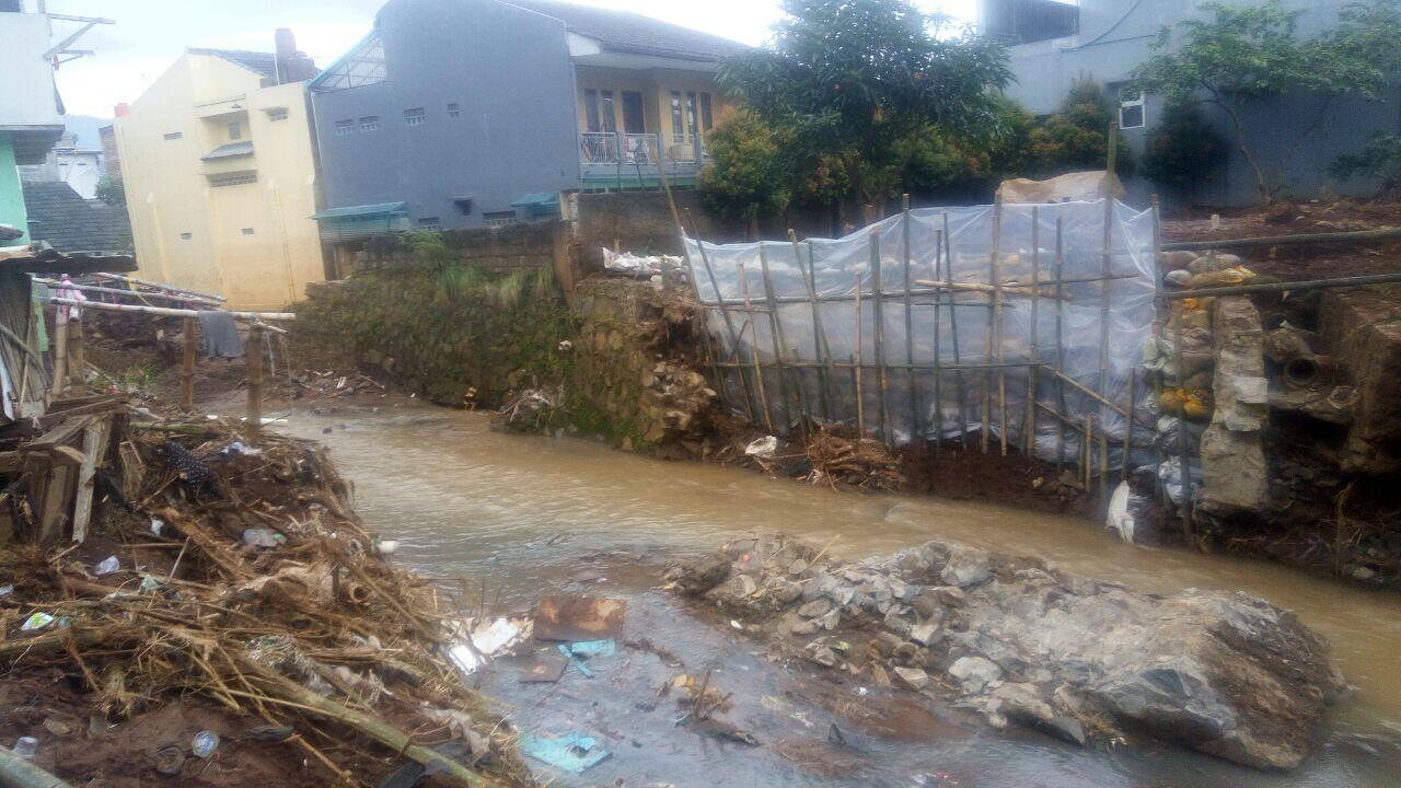 Banjir Bandang; Gubernur, Wagub, Bupati dan Walikota Harus Tanggung jawab