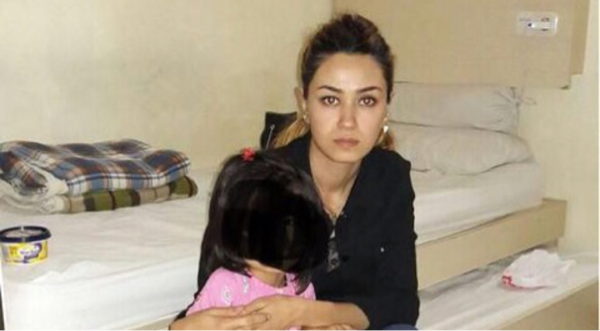 Temui Suami, Ibu Cantik dari Afghanistan Ini Nekat Terobos ke RI