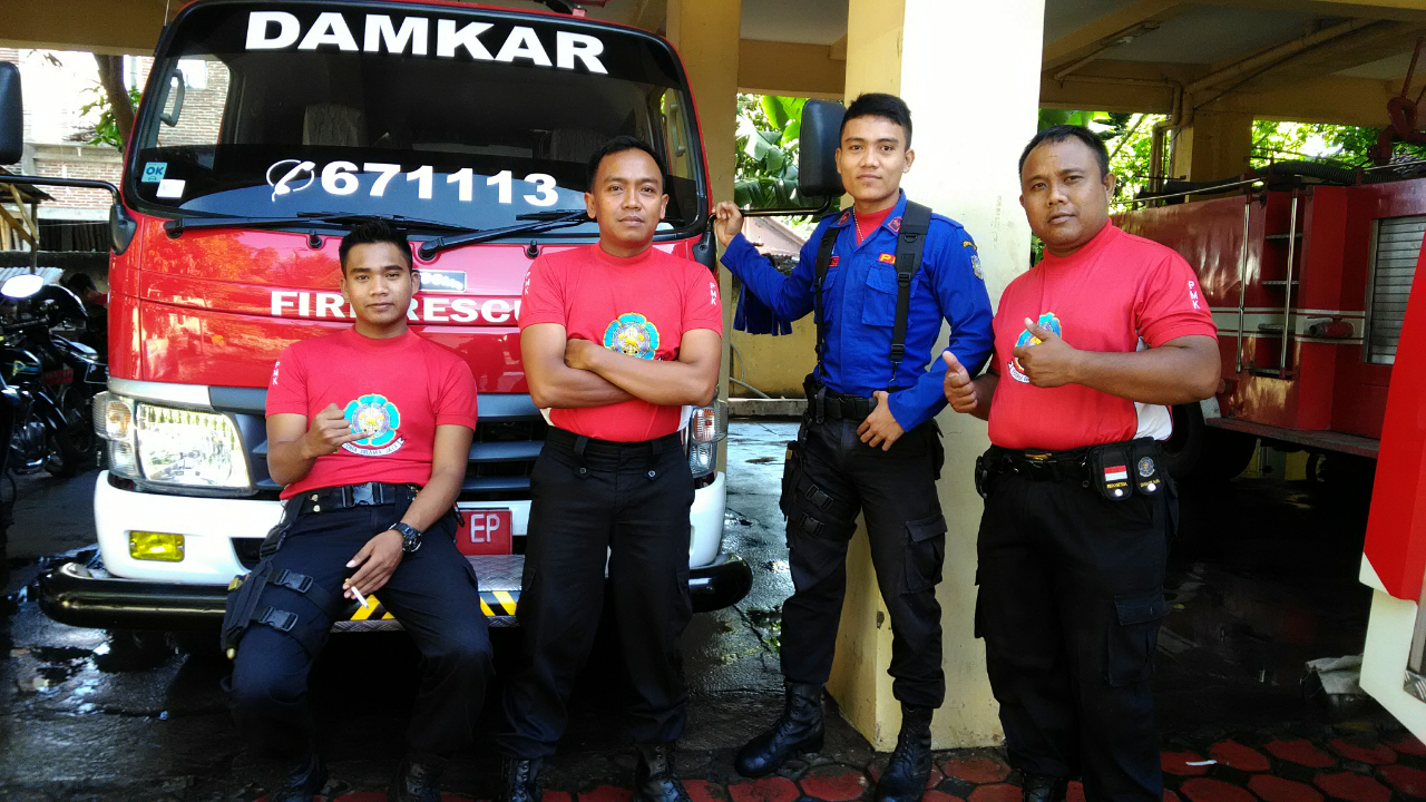 Kegiatan Harian Anggota Pemadam Kebakaran Kabupaten Situbondo