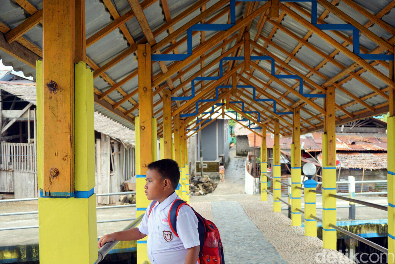 Cuma Di Tempat Ini, Jembatan Terbuat Dari Batu Bacan | KASKUS