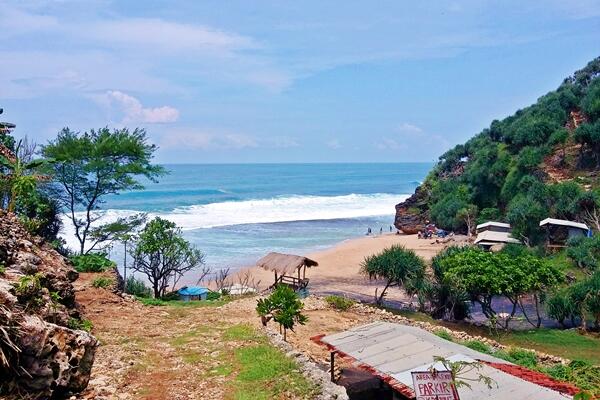 Di Yogya, Pantai ini Cocok untuk Mereka yang Suka Camping