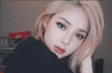 Trik Makeup Flawless Untuk Para Pemula Makeup Yang Wajib Di Coba!