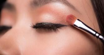 Trik Makeup Flawless Untuk Para Pemula Makeup Yang Wajib Di Coba!