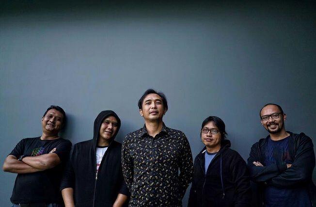 Pantaskah Mereka Digelari Band Legendaris Indonesia?