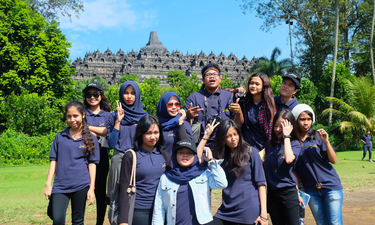 Candi Borobudur Jogja, Destinasi Wisata Keluarga yang Mendunia