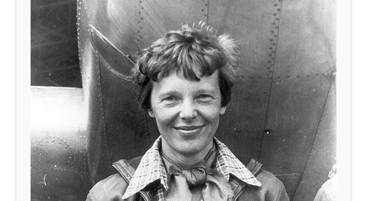 Peristiwa Hilangnya Seorang Pilot Wanita, Amelia Earhart #SeninMisteri