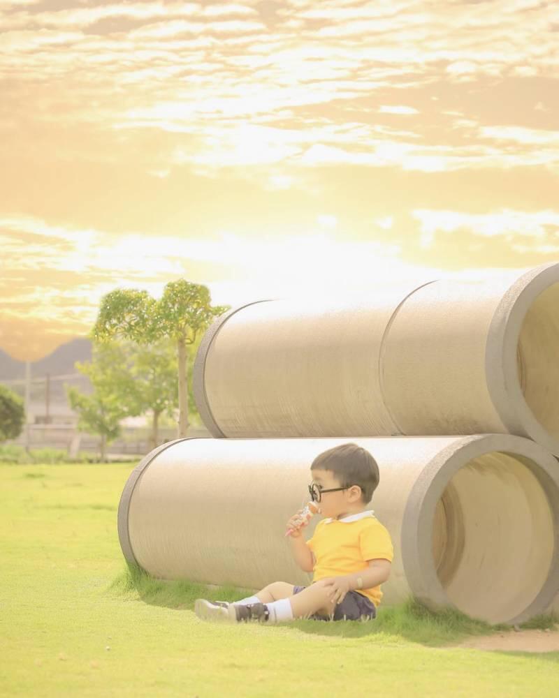 Ibunya Bisa Aja! Anak Ini Dipotret dan Didandani Mirip sama Nobita, Kawaii Sekali!