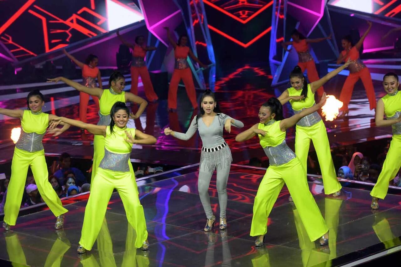 Ayu Ting Ting, Sexy saat joged