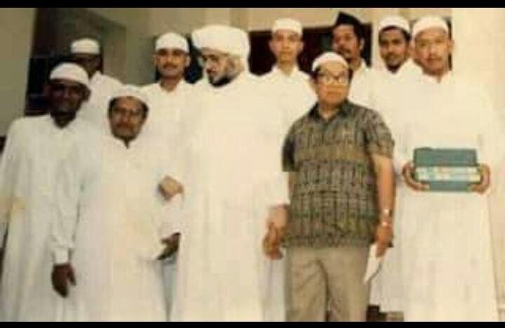 Pengertian Habaib Menurut KH. Abdurrahman Wahid (Gus Dur)