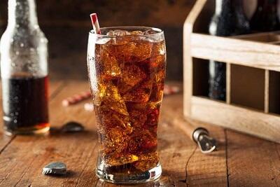 4 Minuman yang Sebaiknya Tak Dikonsumsi Malam Hari