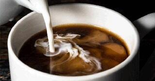 4 Minuman yang Sebaiknya Tak Dikonsumsi Malam Hari