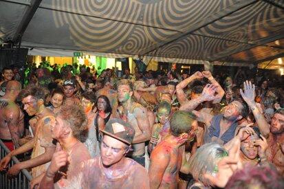 Festival Unik di Berbagai Negara