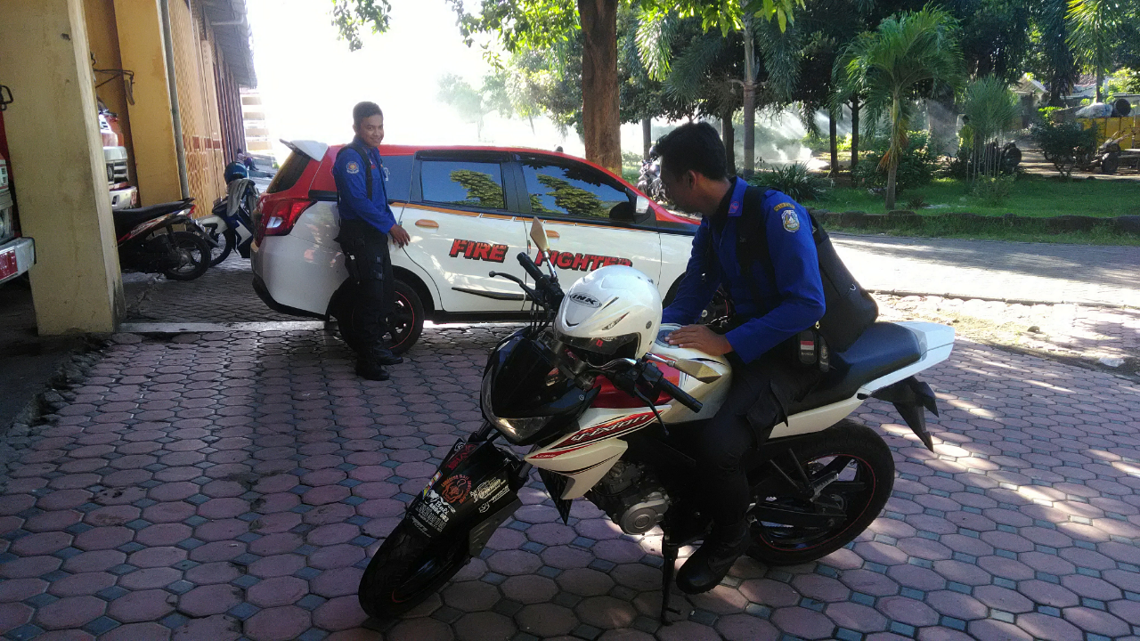Kunjungan Dari Pemadam Kabupaten Bondowoso Ke Mako Damkar Situbondo