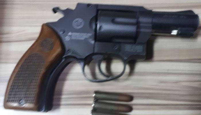 Arogansi Pengendara Fortuner, Menodongkan Pistol Karena Malas Antri