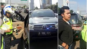 Arogansi Pengendara Fortuner, Menodongkan Pistol Karena Malas Antri