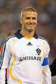 Bikin Ngiri !!! Younglex Selfie Bareng David Beckham