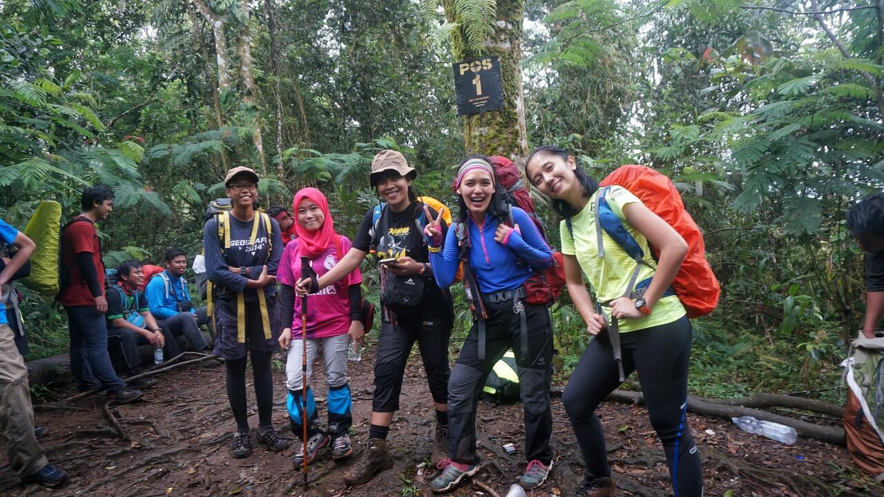 &#91;CATPER&#93; Menembus Puncak Salak 1,3,4,5,6 sekali Ngesot