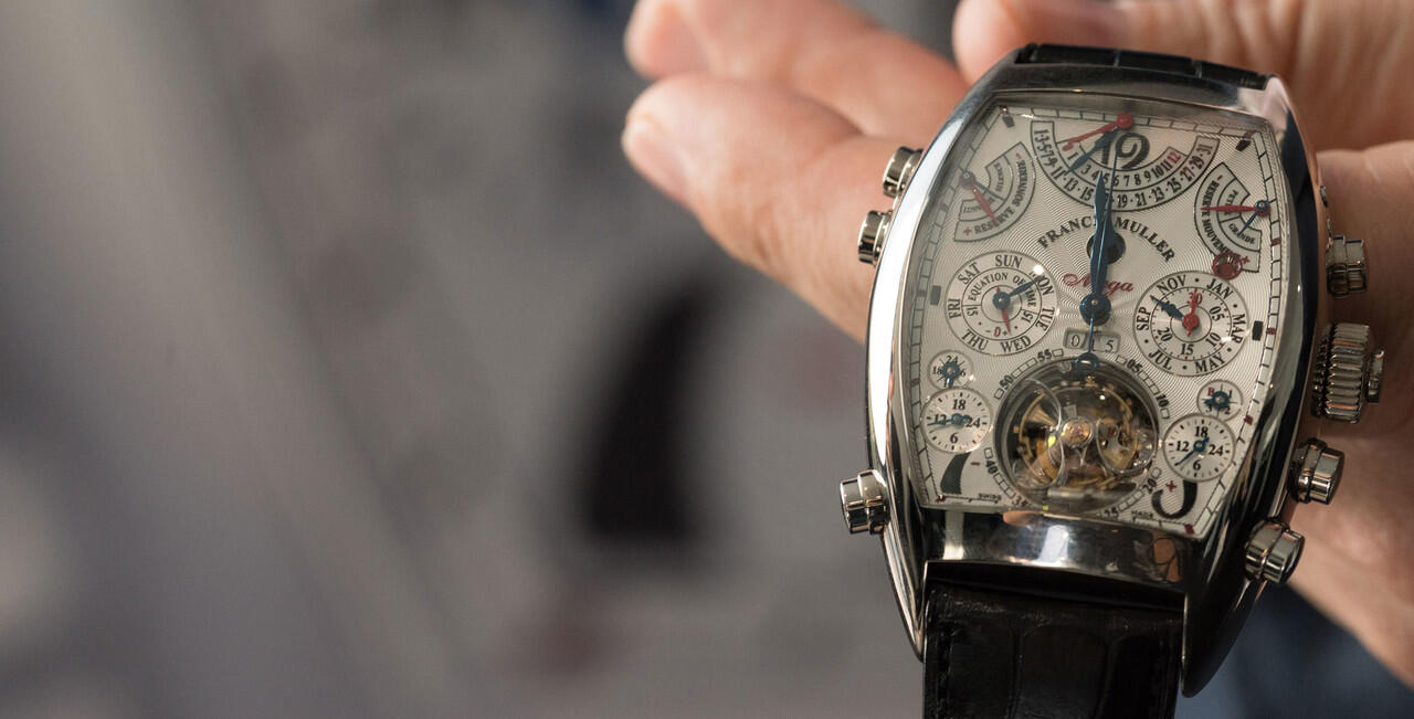 10 Jam Tangan ini Lebih Mahal dari Lamborgini