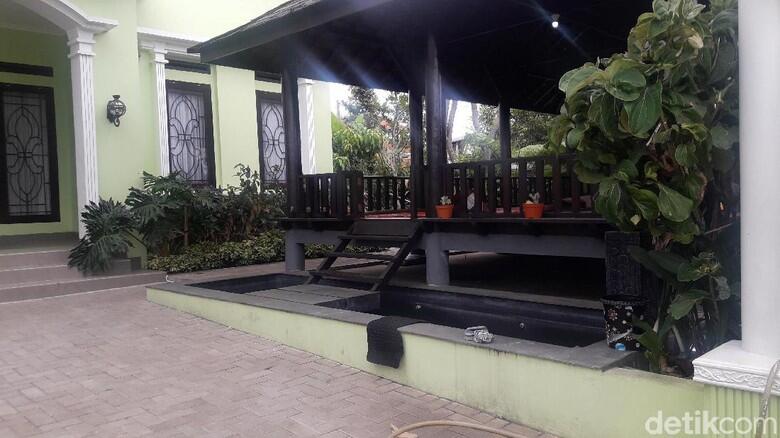 Begini Mewahnya Rumah Bos SBL yang Tipu 12 Ribu Jemaah Umrah