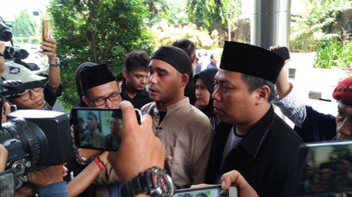 Alumni 212 Ikut Laporkan Puisi Sukmawati Ke Bareskrim
