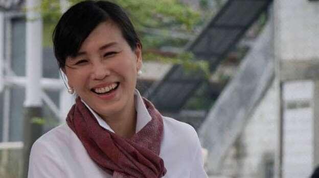 Akhirnya Veronica Tan Muncul ke Publik, Lihat Senyum Manisnya. Ahok Dapat Apa?