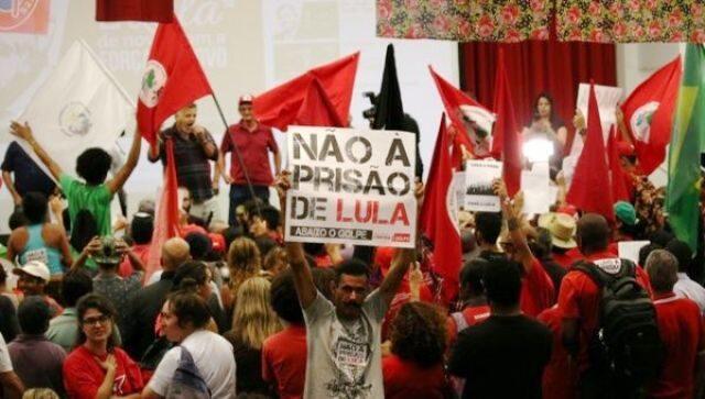 Dihukum 12 Tahun Penjara, Lula dan Pendukungnya Meradang