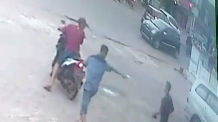Tegur Orang Hendak Curi Motor, Saat Pelaku Tarik Pelatuk Pistol 'Keajaiban' Terjadi