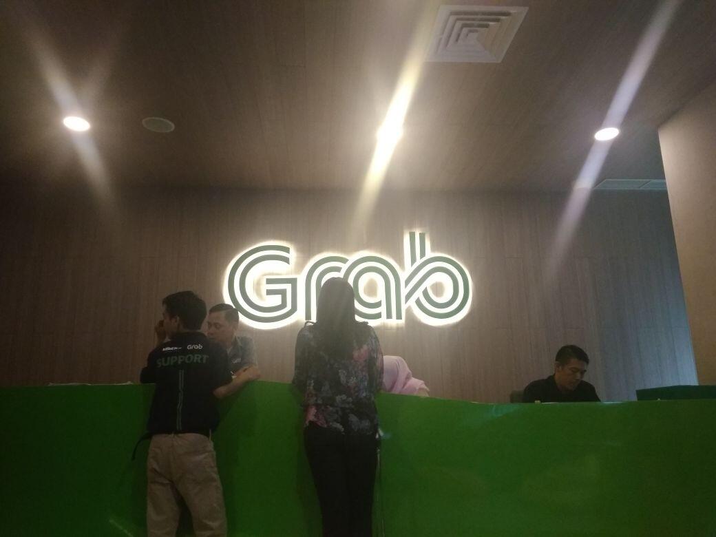75 Persen Pengemudi Uber Bergabung ke Grab