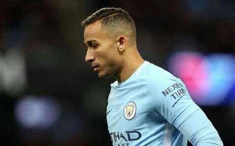 Akan Menghadapi Liverpool, Danilo Minta Penggemar Semangati Man City